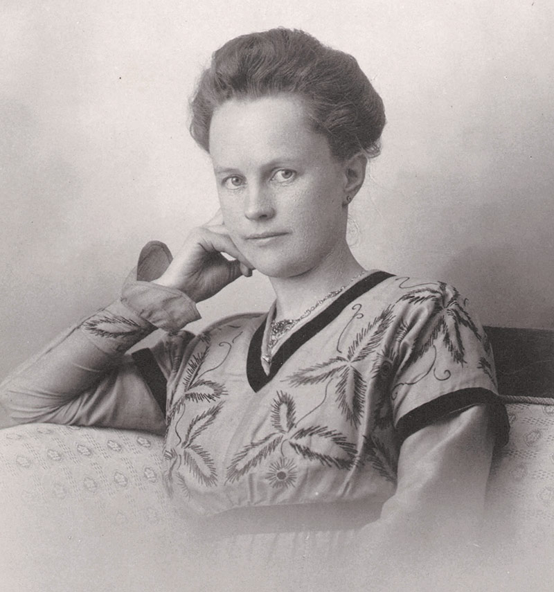 Gertrude Bussert